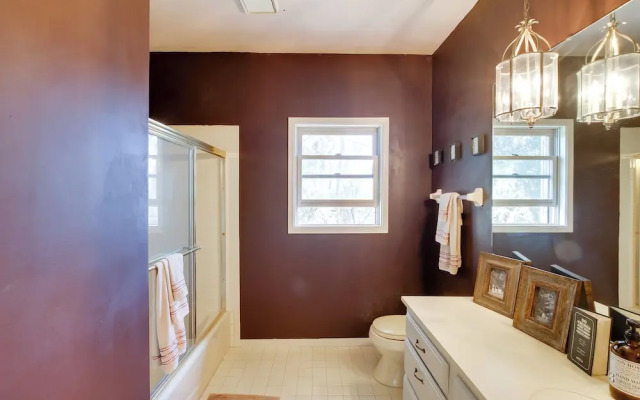 Spacious & Secluded Madison Home Near Dtwn!