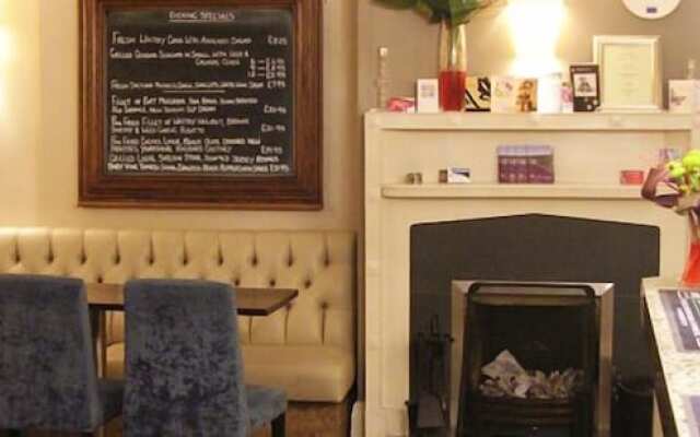 The Cliffemount Hotel