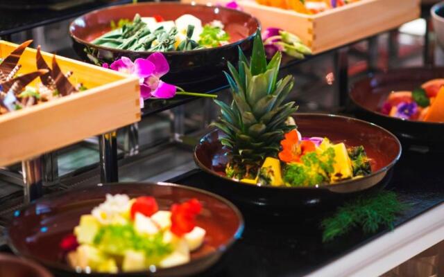 HOTEL SANSUI NAHA Ryukyu Onsen Naminoue-No-Yu