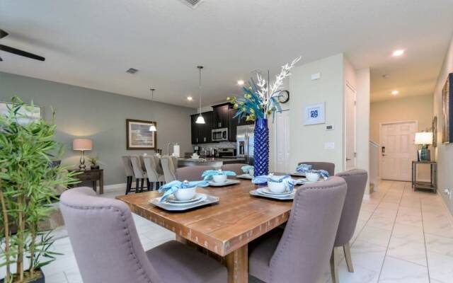 Amazing Townhome! - Storey Lake - 4804CS