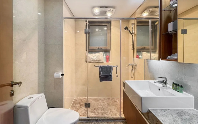 Tyms Entire 3-bedroom Apt By Takashimaya