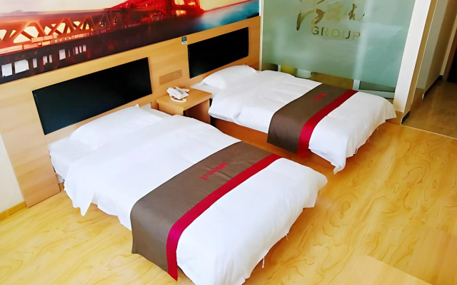 Thank Inn Hotel Hebei Zhangjiakou Wanquan County Kongjiazhuang Bus Station – Guest Rooms – Zhangjiakou
