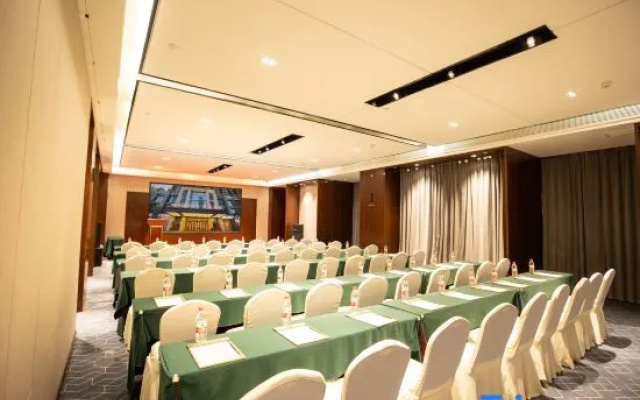Manxing Manyu Homestay (Zhengzhou Erqi Square MixC Mall) – Business – Zhengzhou