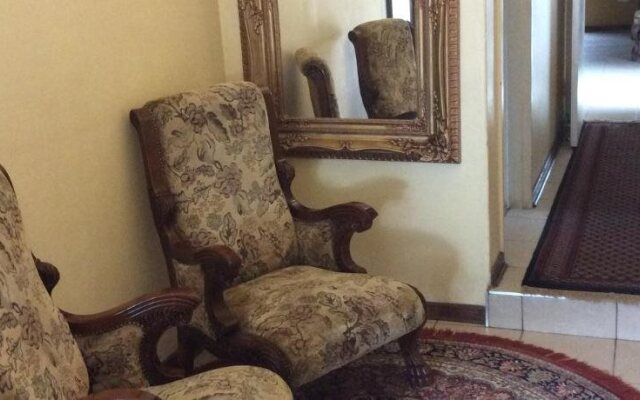 River-Ridge Guest House