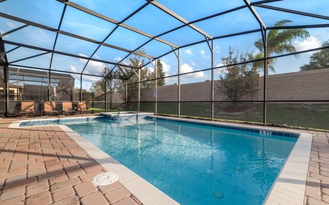 1506 Moon Valley Drive