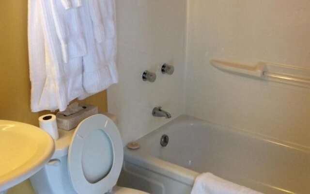 The Iona Heights Inn