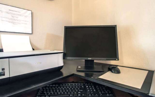 Rodeway Inn Apopka South