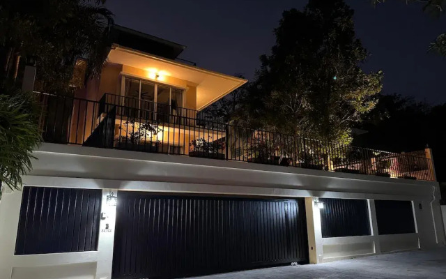 Luxury with Ocean Views&Private Rooftop