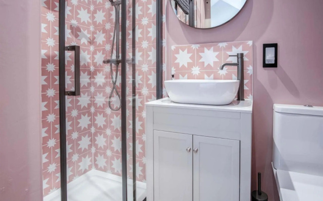 Tregoyr - 3 Bedroom Holiday Home - St Florence