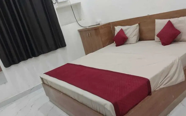 Ladlee Palace Guest House