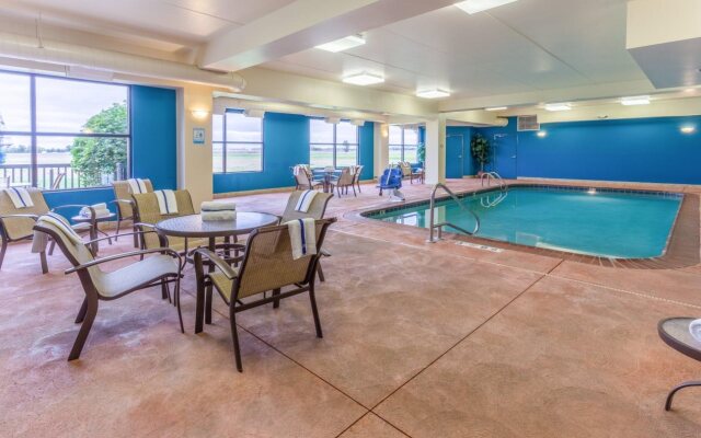 Holiday Inn Express Hotel & Suites Bowling Green by IHG