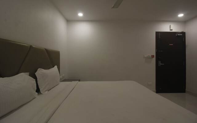 Hotel Ssr Grand