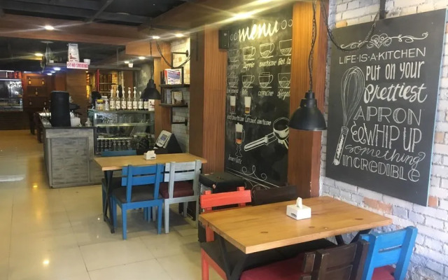 OYO 120 Hotel Tayoma