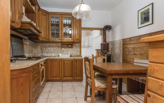 Amazing Home in Vir With 9 Bedrooms, Wifi and Outdoor Swimming Pool