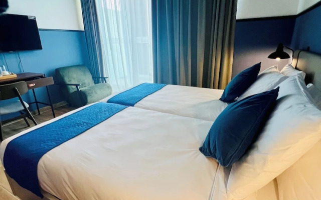 South32 Hotel