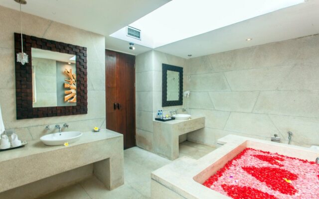 D Chandrasti Beach Villas Batu Belig