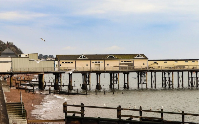 2 Sea Otter House