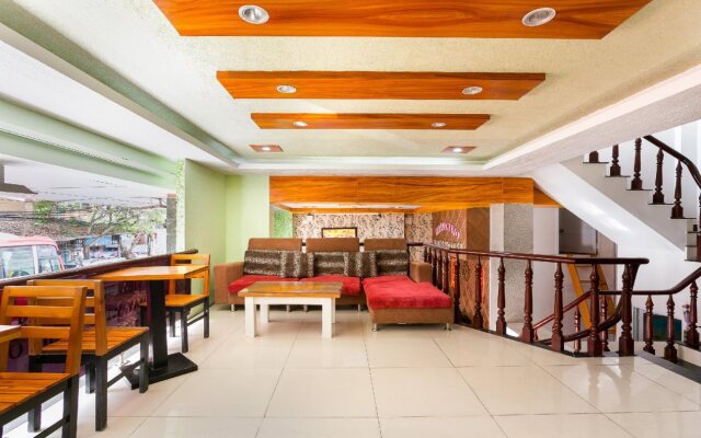Aris Hotel