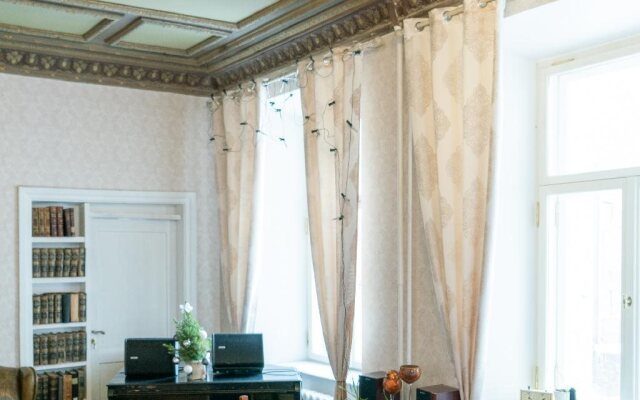 Godart Rooms