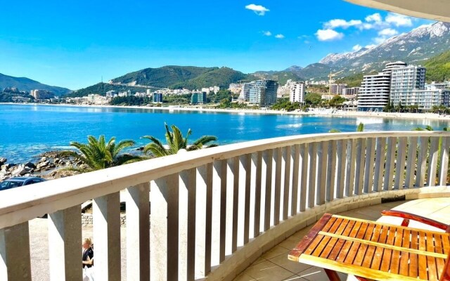 Seaview Apartments Rafailovici