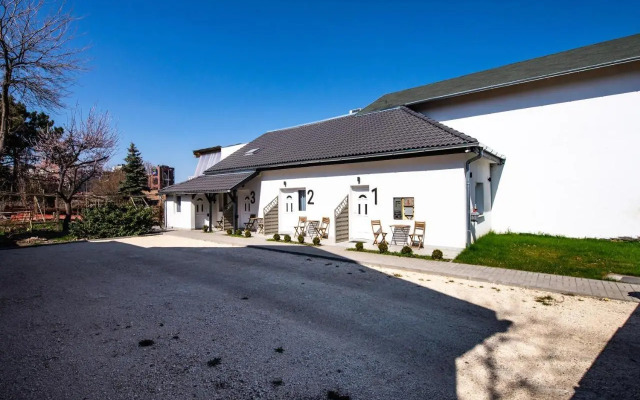 Chesscom Apartments