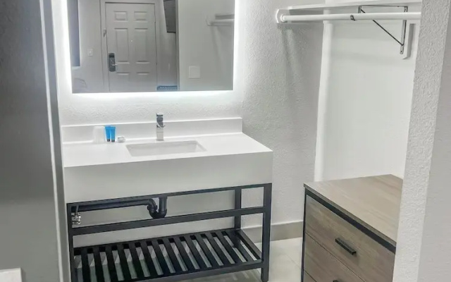 Value Suites Extended Stay