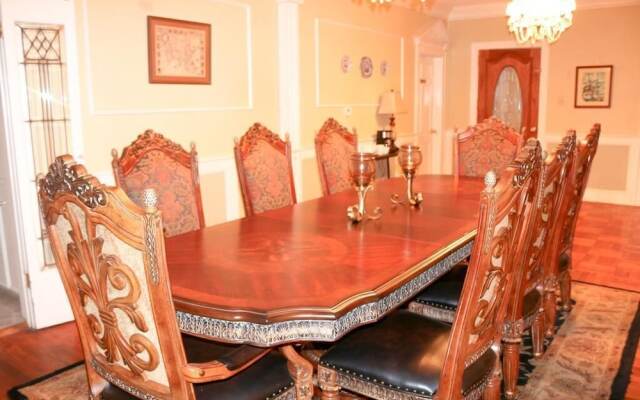 Opus House Bed and Breakfast