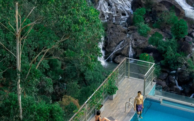 Blanket Hotel and Spa