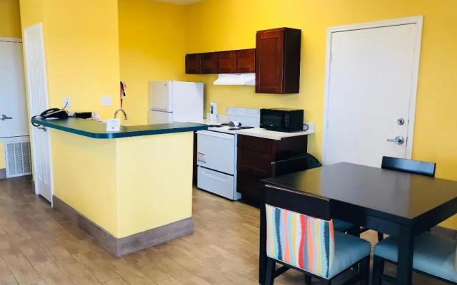 Mariner Inn and Suites