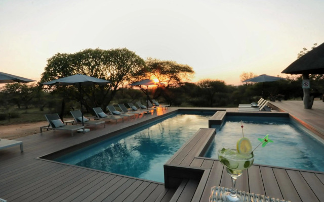 Tshukudu Game Lodge