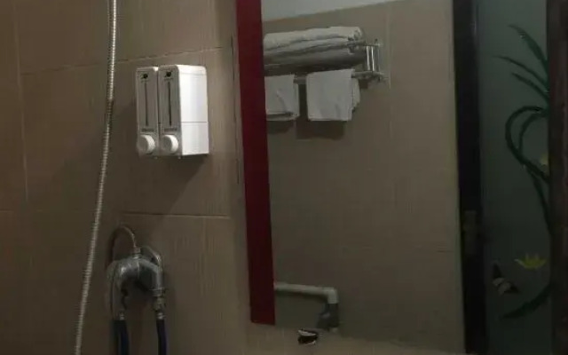 Napo Wangcai Convenient Hotel