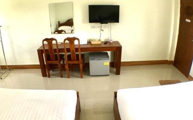 Tien Chai Roi Et Hotel