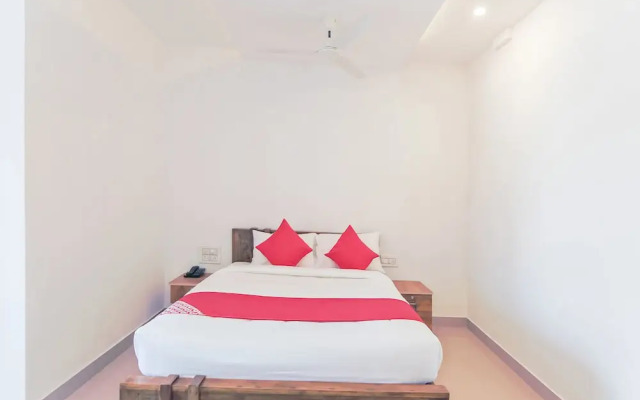 OYO 26769 Vijaya Comfort Inn