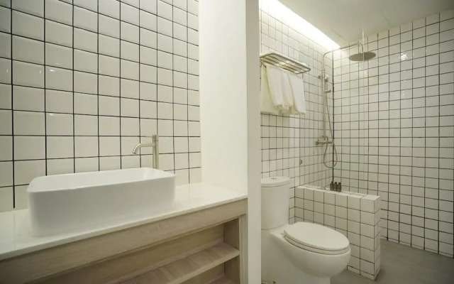 E11 Hotel - BTS Punnawithi