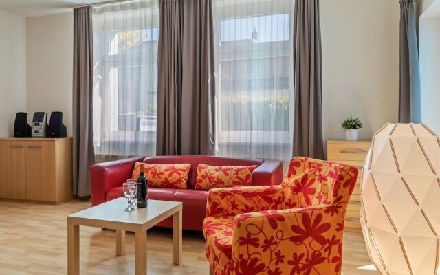 Lovely Apartment in Ostseebad Kühlungsborn near Sea Beach