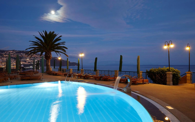 The Cliff Bay