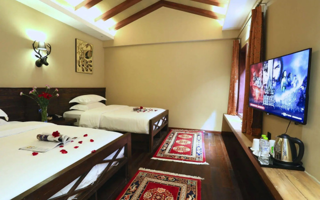 Shangri-la Bird of Paradise Inn