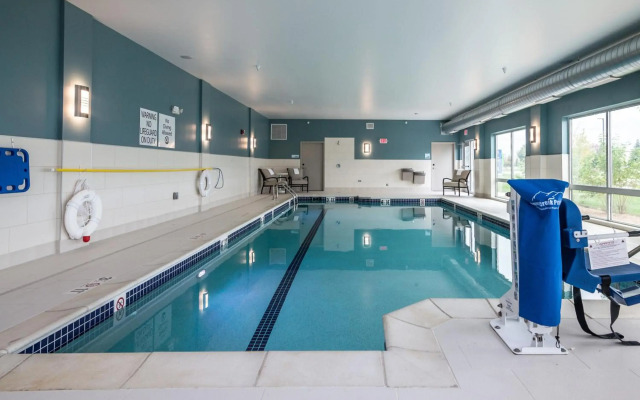 Holiday Inn Express & Suites Allen Park by IHG