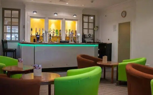 South Milford Hotel