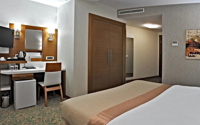 Selcuk Hotel Sems-i Tebrizi