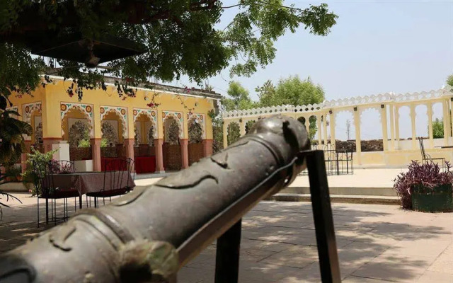 Bassi Fort Palace