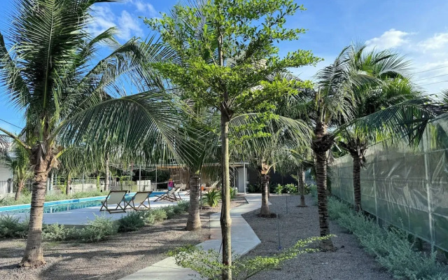 Wanderlust Garden Inn