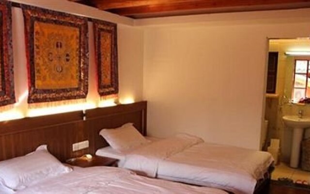 Lijiang Naluwan Inn