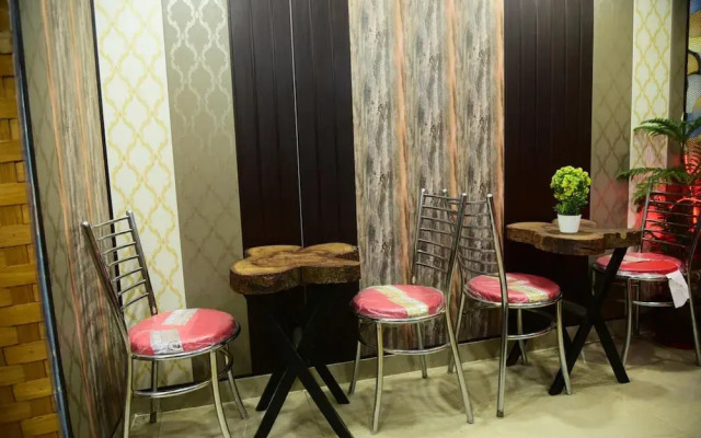 Aatithi Hotel By GRB