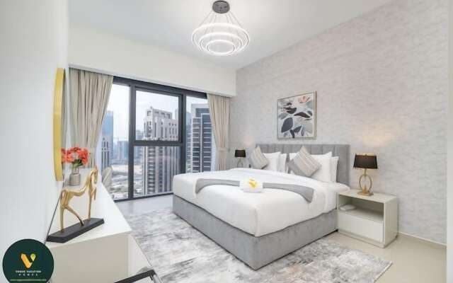 Vogue Downtown - Act 1 Act 2