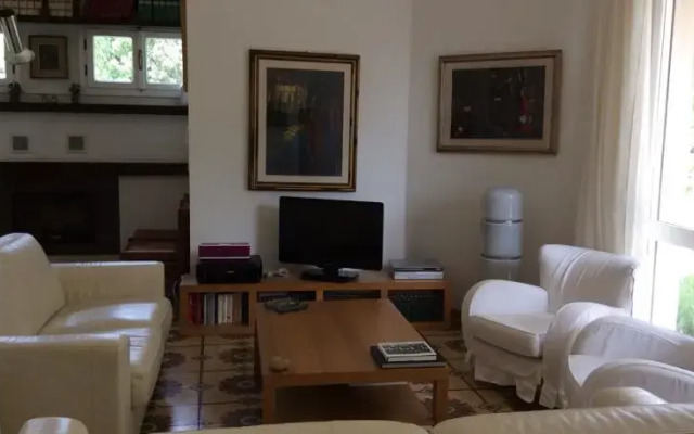 Vittoria House