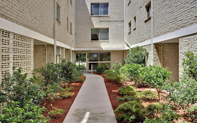 Shoal Bay Road, Del Rae, Unit 18, 25