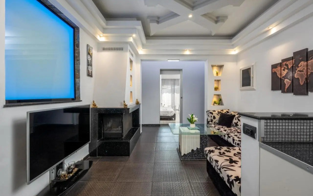Pervolia-House