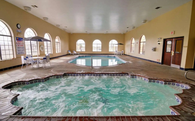 Comfort Inn & Suites Amarillo West near Medical Center