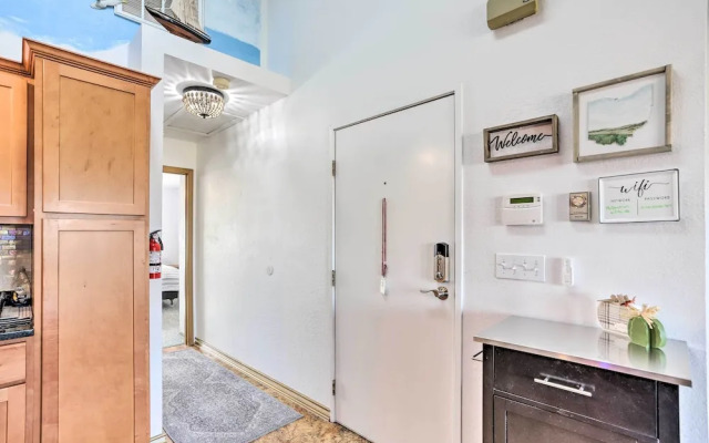 Quaint Couple's Escape: Pool, Near Lake Erie!